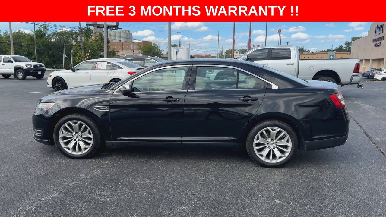 Used 2017 Ford Taurus Limited FWD image 5