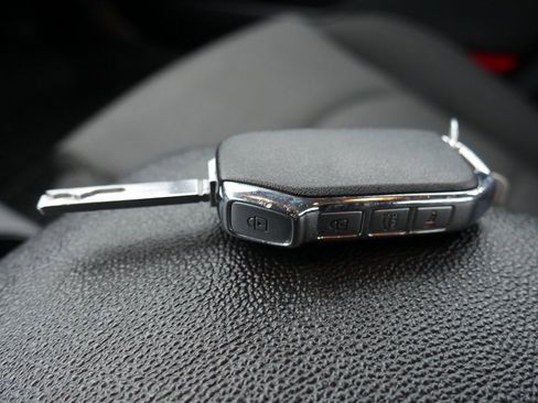 Used 2023 Kia Forte LXS image 18