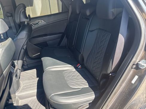 Used 2024 Kia Sportage X-Pro image 7