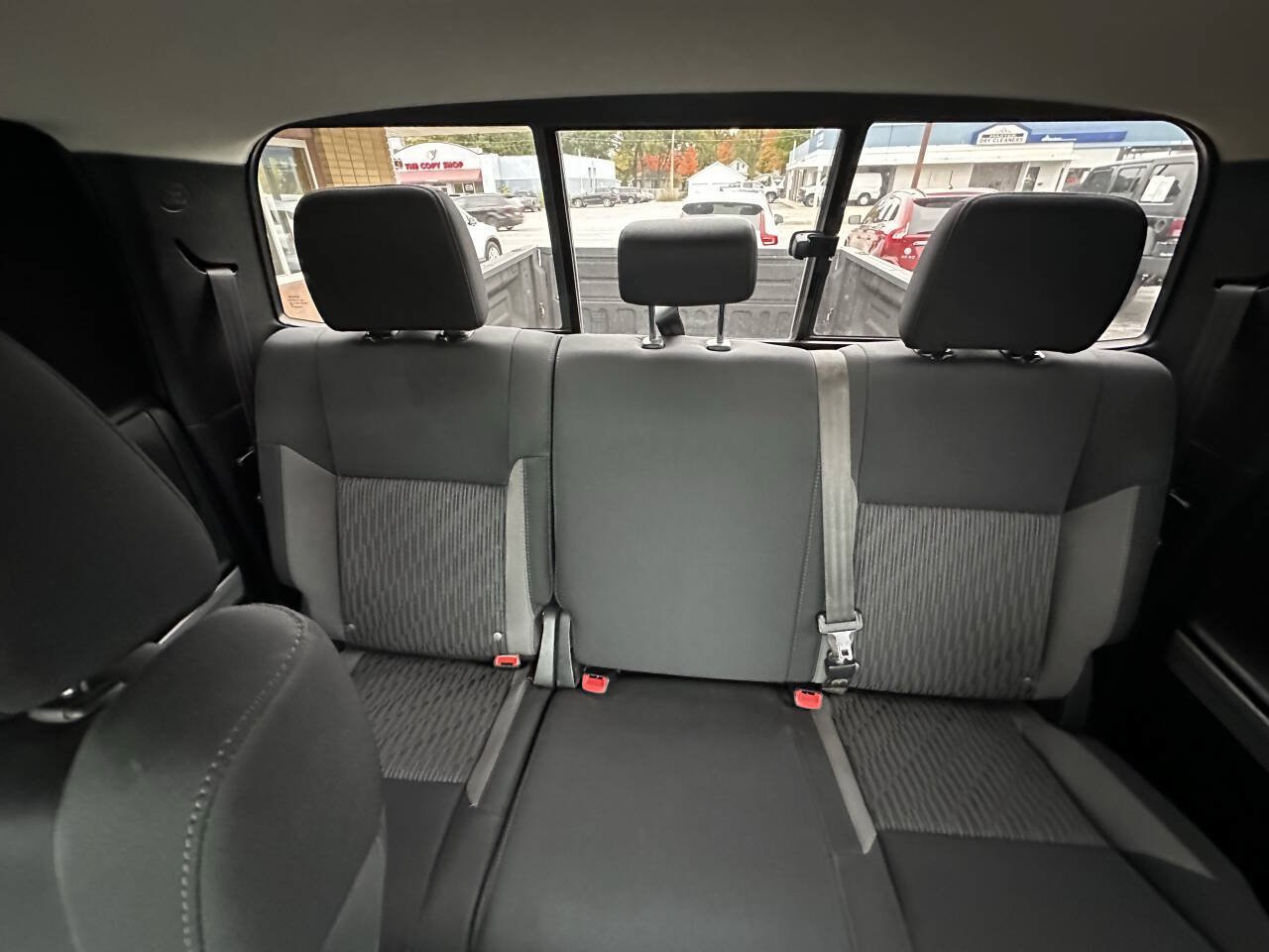 Used 2016 Toyota Tundra SR5 AWD/4WD image 21