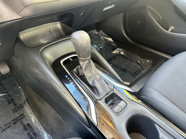 Used 2022 Toyota Corolla LE FWD image 32
