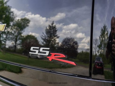 Used 2005 Chevrolet SSR w/ Preferred Equipment Group RWD image 50
