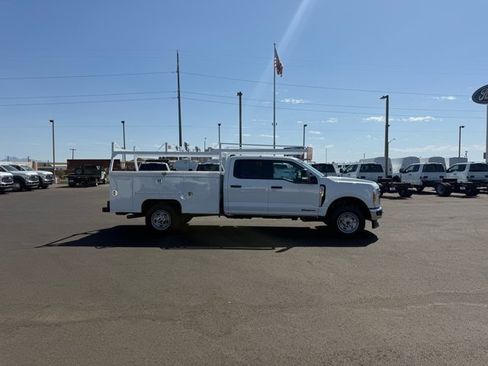 New 2026 Ford F350 XL w/ XL Chrome Package AWD/4WD image 2