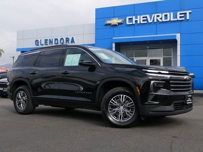 Certified 2025 Chevrolet Traverse LT