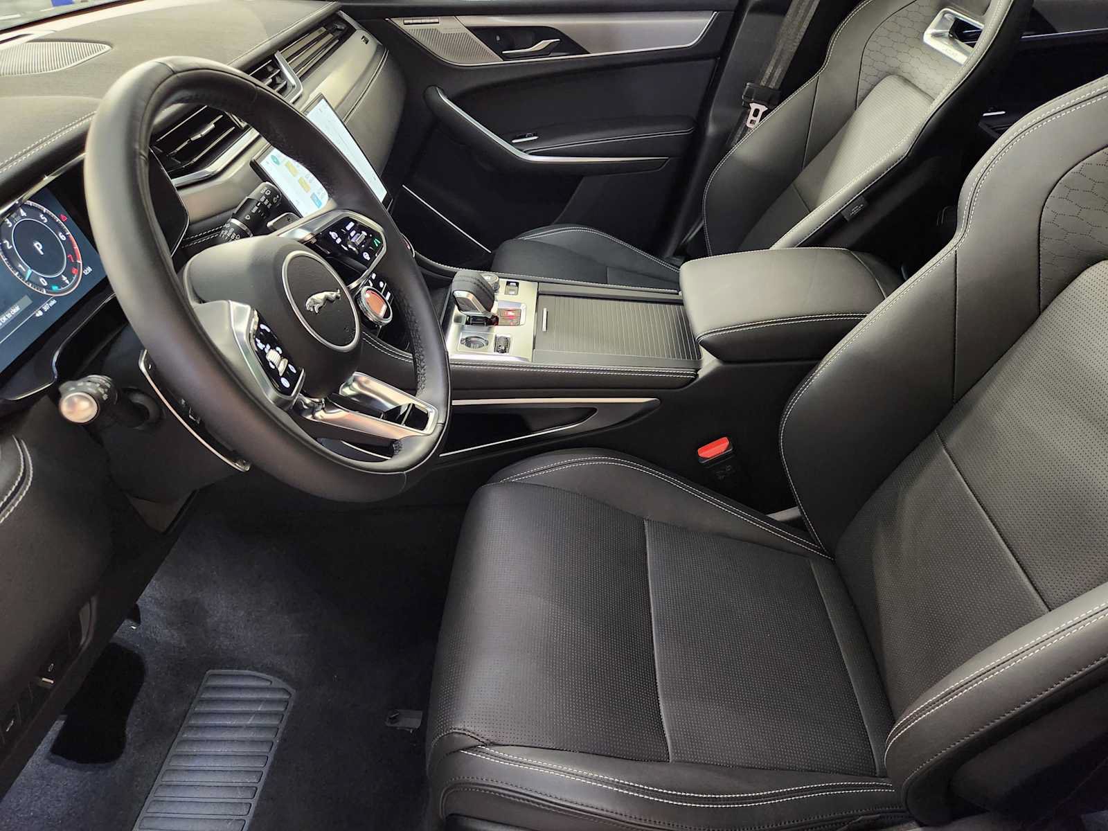 New 2026 Jaguar F-PACE R-Dynamic S AWD/4WD image 14