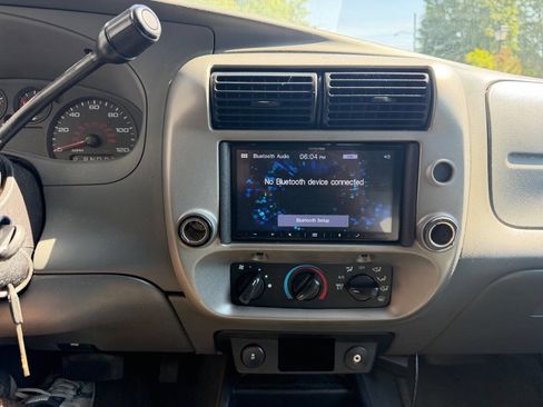 Used 2010 Ford Ranger XLT RWD image 12