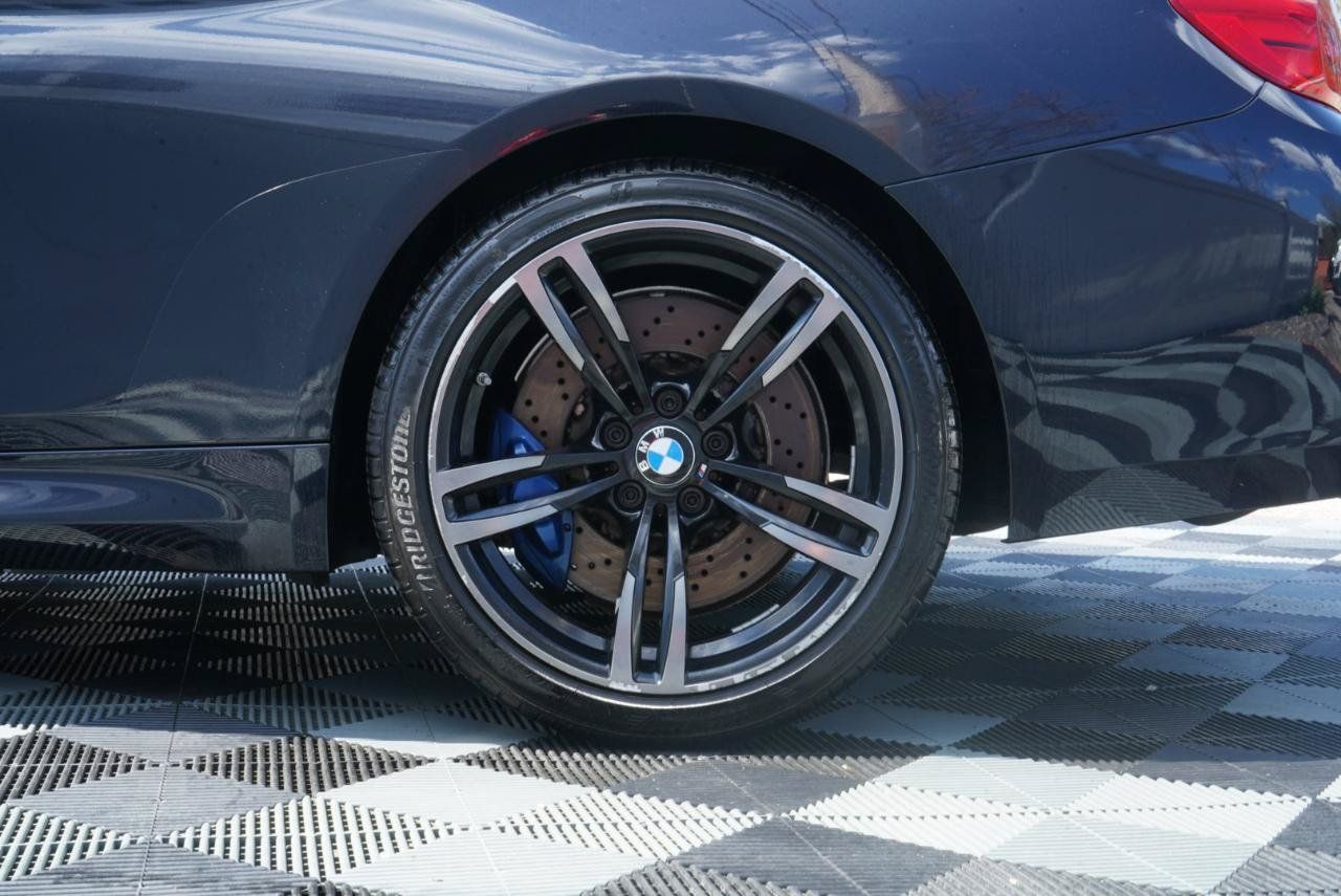 Used 2016 BMW M4 Coupe w/ Executive Package RWD image 82