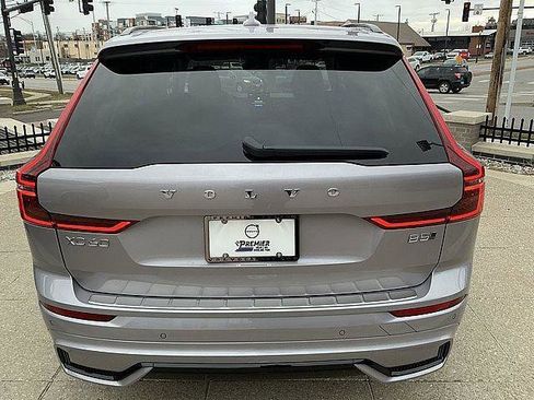New 2026 Volvo XC60 B5 Plus w/ Protection Package Premier AWD/4WD image 9
