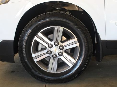 Used 2017 Chevrolet Traverse LT FWD image 26
