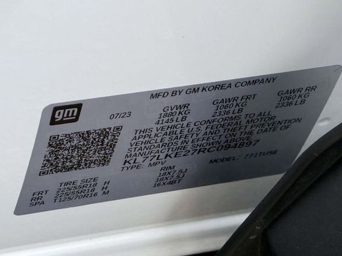 Used 2024 Chevrolet Trax ACTIV w/ Sunroof Package image 30