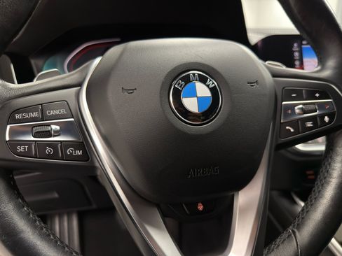 Used 2019 BMW 330i xDrive Sedan w/ Convenience Package image 18