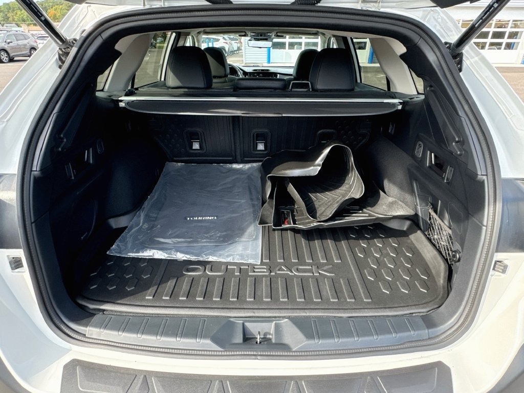Certified 2024 Subaru Outback Touring AWD/4WD image 26