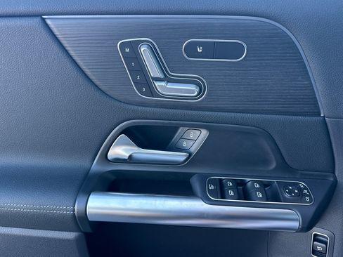 New 2026 Mercedes-Benz GLA 250 4MATIC image 11