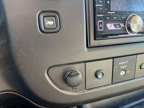Used 2019 Chevrolet Express 2500 Extended w/ Driver Convenience Package image 19