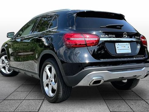 Certified 2020 Mercedes-Benz GLA 250 4MATIC image 4