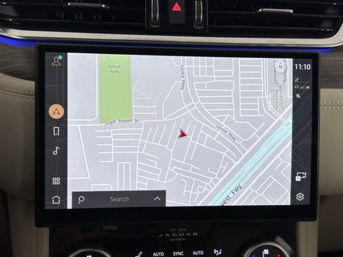 New 2023 Jaguar F-PACE S image 27