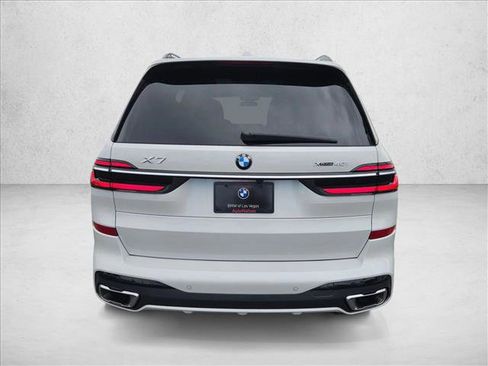 Certified 2024 BMW X7 xDrive40i w/ M Sport Package AWD/4WD image 7