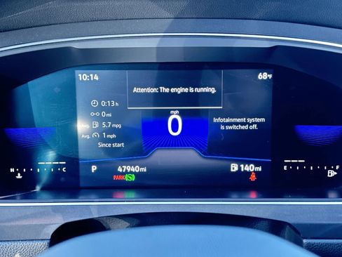 Used 2022 Volkswagen Tiguan SE w/ Panoramic Sunroof Package image 21