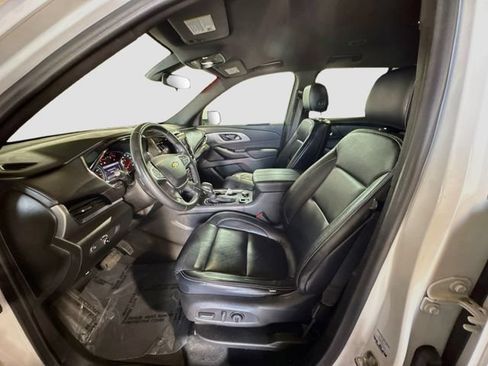 Used 2023 Chevrolet Traverse LT AWD/4WD image 20