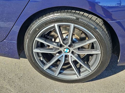 Used 2020 BMW 330i Sedan w/ Premium Package image 14