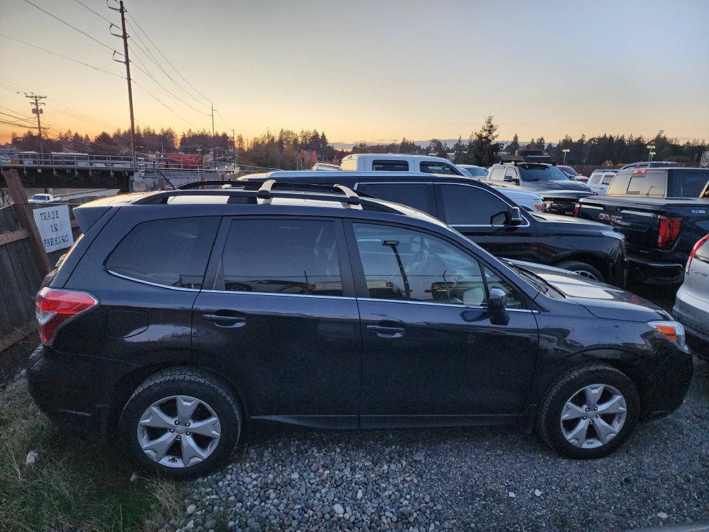 Used 2015 Subaru Forester 2.5i Limited AWD/4WD image 3
