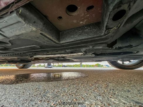 Used 2012 Jaguar XJ image 82