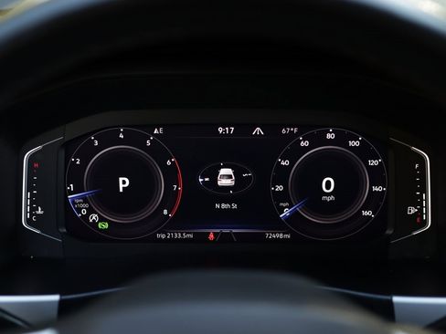 Used 2022 Volkswagen Atlas SEL Premium image 11