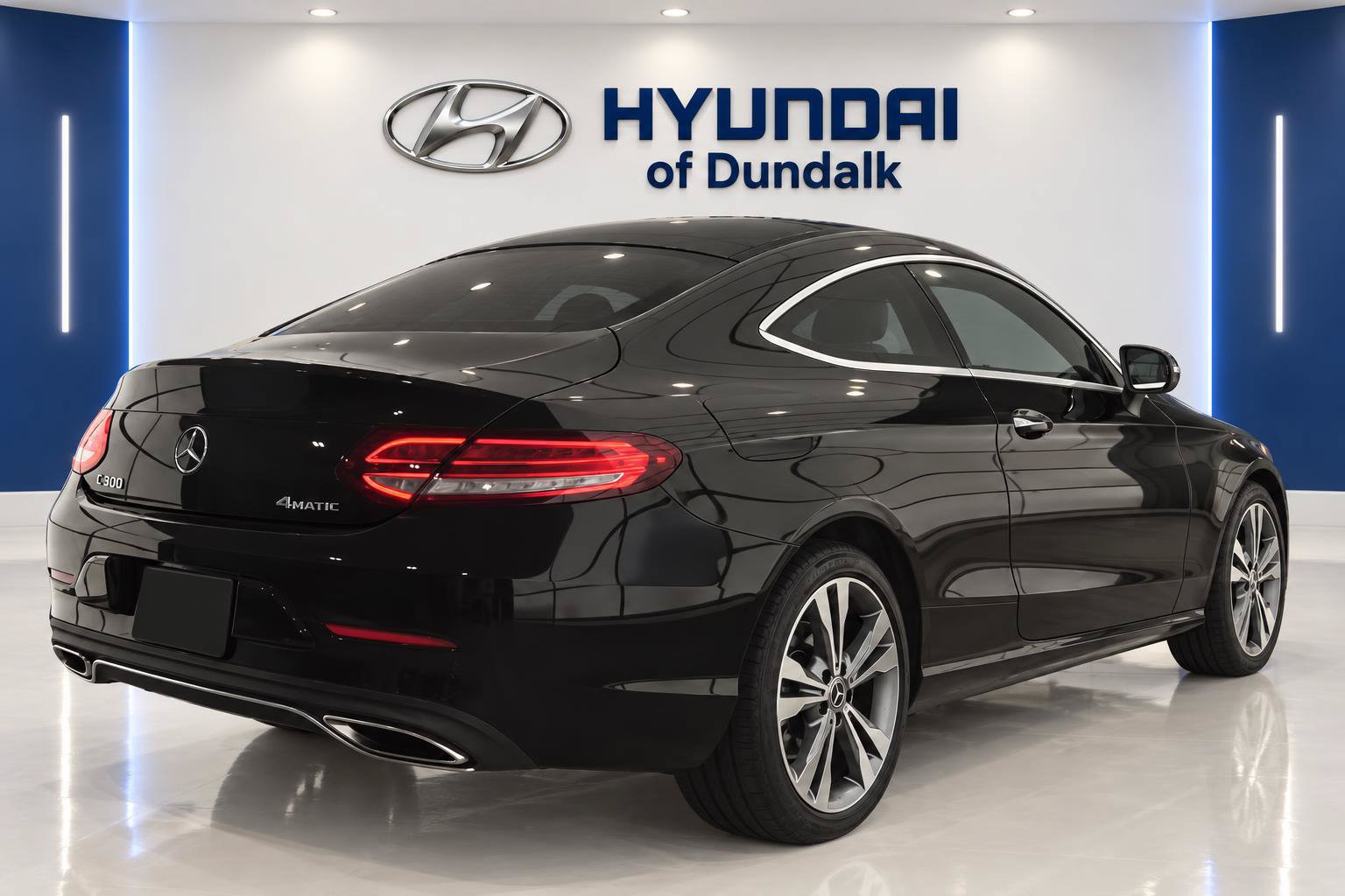 Used 2018 Mercedes-Benz C 300 4MATIC Coupe w/ Multimedia Package image 4