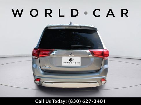 Used 2022 Mitsubishi Outlander SEL image 6