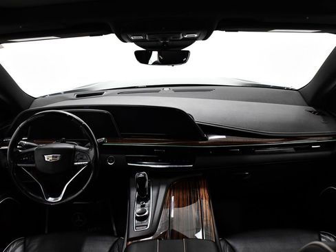 Used 2022 Cadillac Escalade ESV Premium Luxury image 8