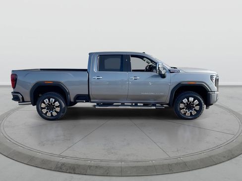 New 2026 GMC Sierra 2500 Denali w/ Technology Package AWD/4WD image 9