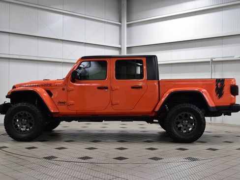 Used 2020 Jeep Gladiator Rubicon w/ LED Lighting Group image 4