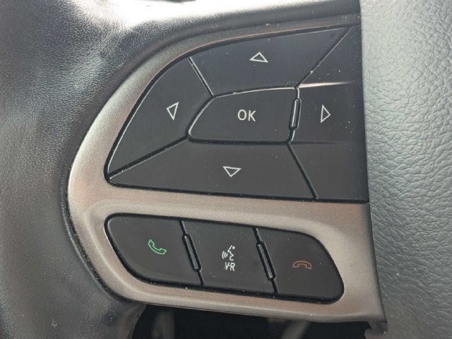 Used 2020 Dodge Challenger SXT w/ Plus Package RWD image 25