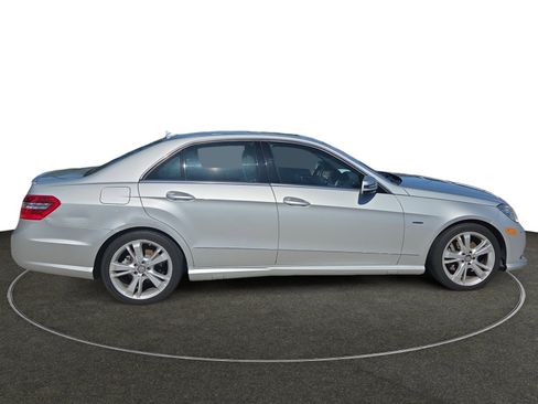 Used 2012 Mercedes-Benz E 350 4MATIC Sedan image 7