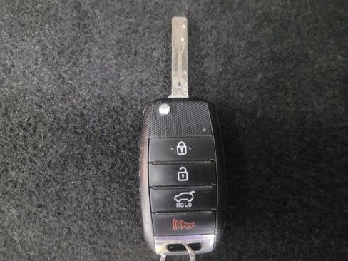 Used 2017 Kia Sportage LX FWD image 32