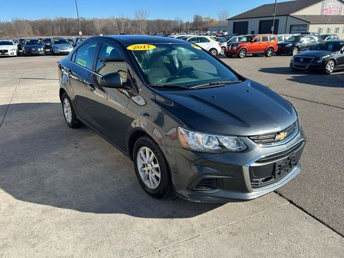 Used 2017 Chevrolet Sonic LT image 3