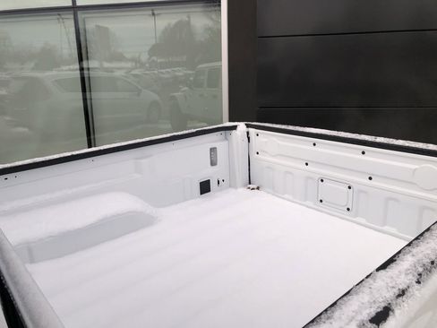 New 2026 Jeep Gladiator Mojave image 9