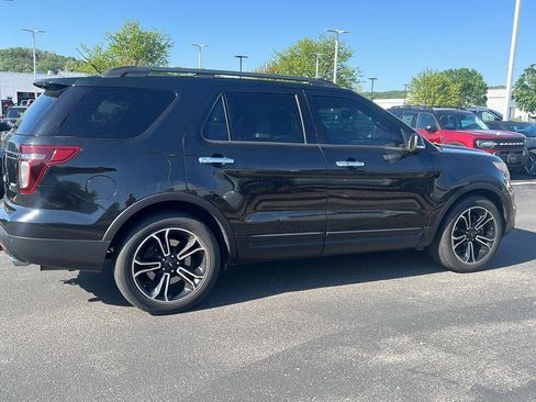 Used 2014 Ford Explorer Sport w/ Equipment Group 401A AWD/4WD image 4