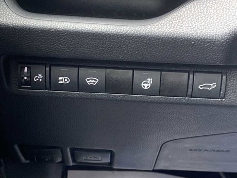 Used 2023 Toyota RAV4 XLE image 29