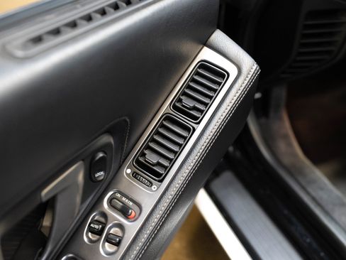 Used 2003 Acura NSX T image 56