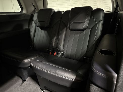 Used 2014 Mercedes-Benz GL 450 4MATIC image 45