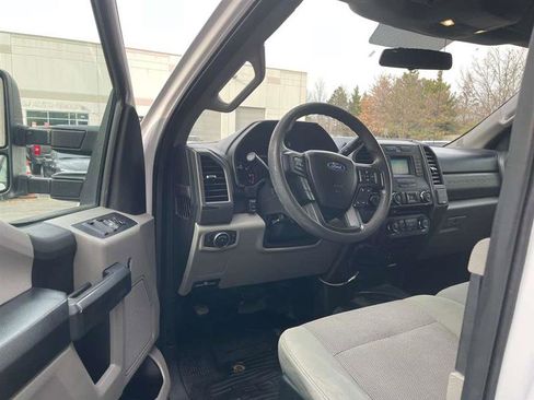 Used 2018 Ford F250 XL w/ STX Appearance Package image 20