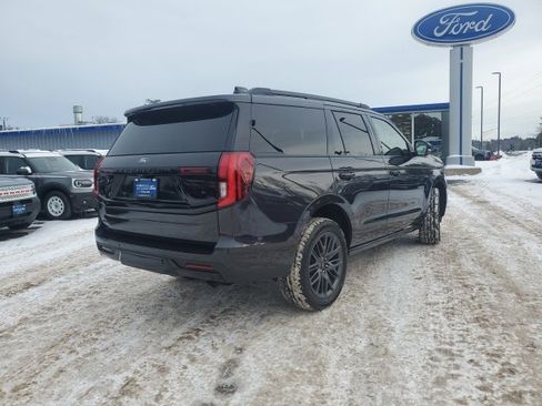 New 2025 Ford Expedition Platinum w/ Stealth Performance Package image 7