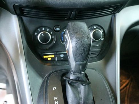 Used 2015 Ford Escape SE image 20