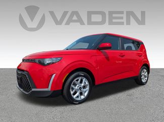 Used 2024 Kia Soul LX w/ Option Group 015 FWD video 2