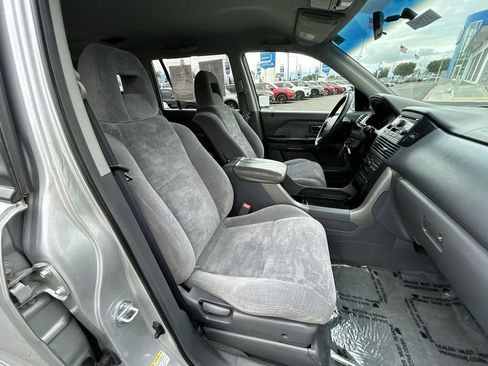 Used 2005 Honda Pilot EX image 24