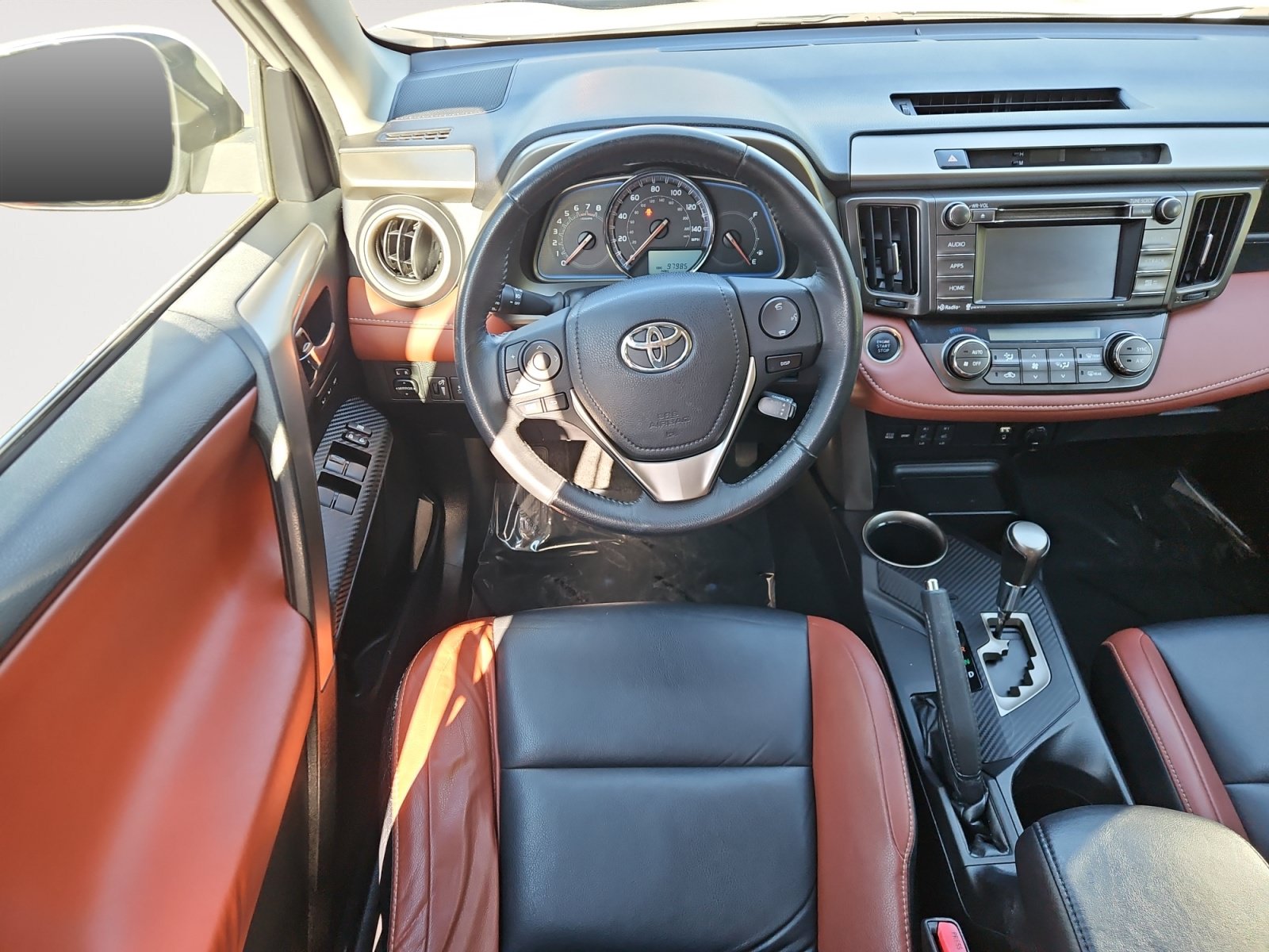 Used 2014 Toyota RAV4 Limited AWD/4WD image 10