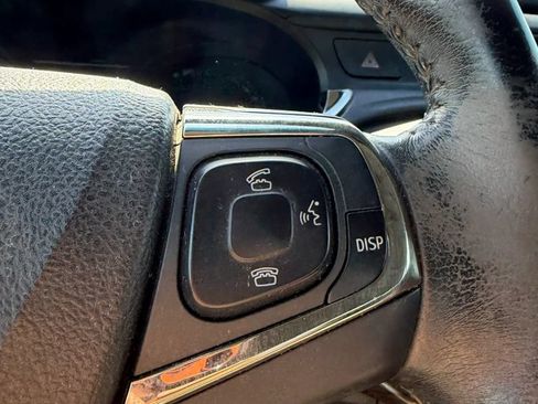 Used 2015 Toyota Avalon XLE Premium FWD image 21