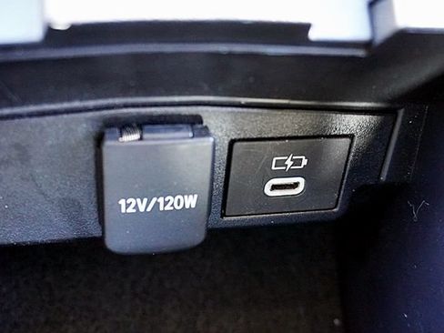 Used 2024 Toyota Corolla LE FWD image 30