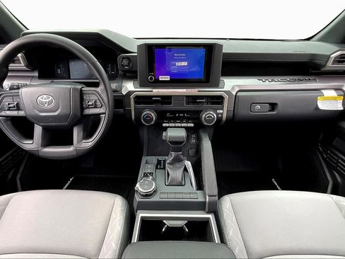 New 2025 Toyota Tacoma SR5 image 5